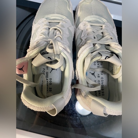 Nike Jordan MA2 Bone Suede (Women's) - Picture 6 of 12